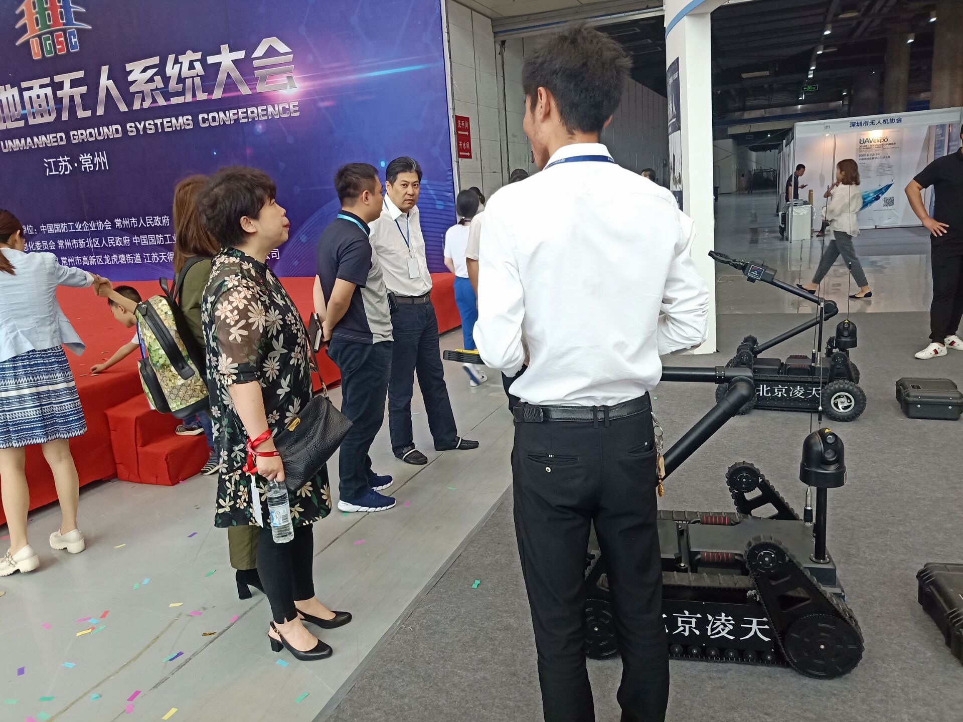 北京明升国际参加中国地面无人系统大会